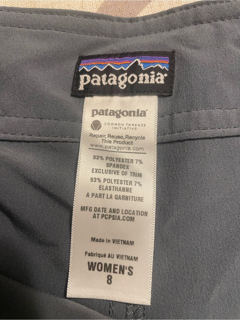 Patagonia Stretch Hydropeak Boardshorts Cargo Shorts 5” Inseam Grey Size 8 hikin - Picture 3 of 8